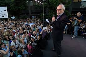 28F MARCHA PETICIONANDO AL CONSEJO DE LA MAGISTRATURA